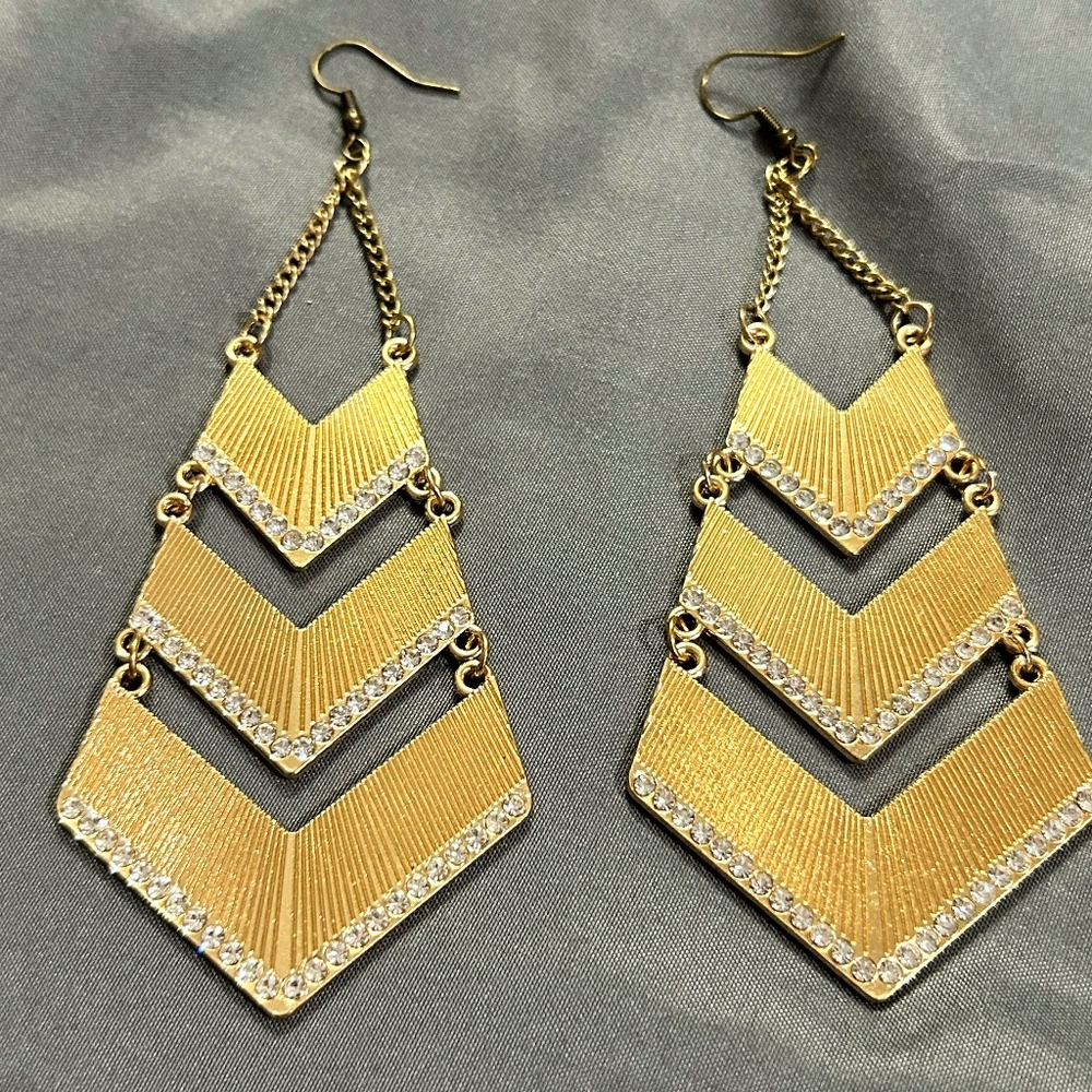 Gold Tone Arrow Dangle Earrings